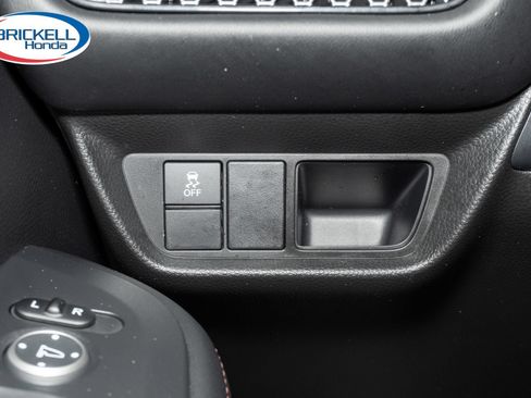 Certified 2024 Honda HR-V Sport image 33