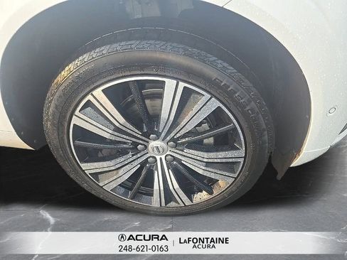 Used 2022 Volvo XC60 B5 Inscription w/ Advanced Package image 4