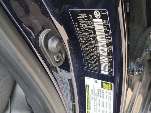 Used 2024 Toyota Corolla LE image 29