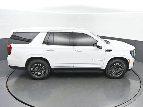 Used 2025 GMC Yukon Elevation w/ LPO, Floor Liner Package AWD/4WD image 43