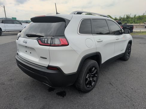 Used 2021 Jeep Cherokee Latitude Lux AWD/4WD image 3