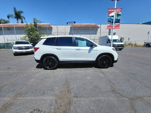 Used 2021 Honda Passport Sport image 9