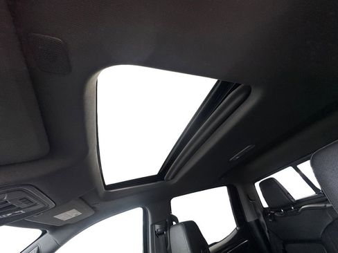 Used 2023 Chevrolet Silverado 1500 LTZ w/ LTZ Premium Package image 11