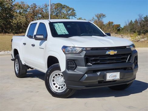 New 2025 Chevrolet Colorado W/T image 1