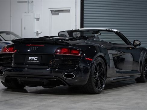 Used 2011 Audi R8 V10 AWD/4WD image 6