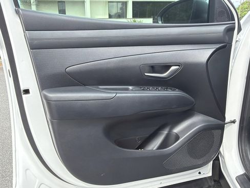 Certified 2025 Hyundai Tucson Blue AWD/4WD image 10