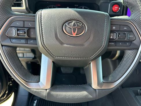 New 2026 Toyota Tacoma TRD Off-Road AWD/4WD image 14