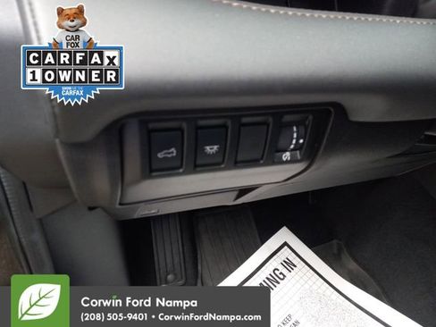 Used 2025 Subaru Ascent Bronze Edition image 13