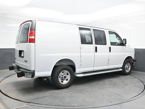Used 2025 GMC Savana 2500 w/ Driver Convenience Package RWD image 8