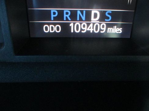 Used 2018 Toyota Tundra Platinum image 30