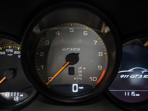 Used 2019 Porsche 911 GT3 RS image 29