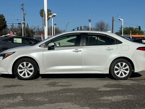 Certified 2024 Toyota Corolla LE image 6