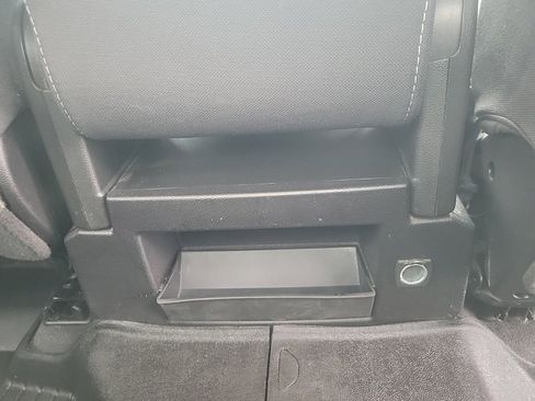 Used 2019 Chevrolet Silverado 1500 LT w/ All Star Edition image 25