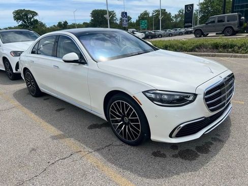 Used 2023 Mercedes-Benz S 500 4MATIC image 4