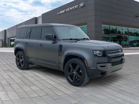 Certified 2023 Land Rover Defender 110 V8 AWD/4WD image 7
