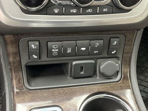 Used 2017 GMC Acadia Limited SLT AWD/4WD image 23