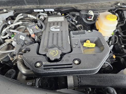 New 2026 RAM 2500 Laramie AWD/4WD image 23