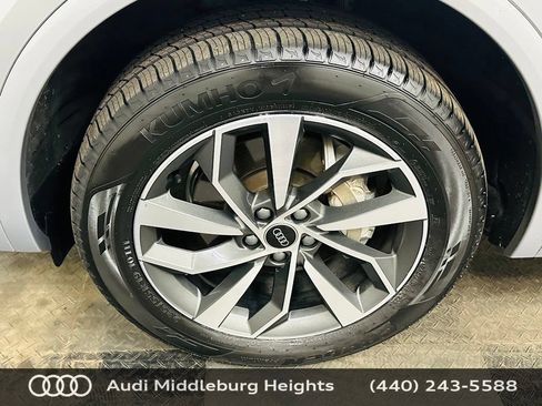 Certified 2023 Audi Q5 2.0T Premium w/ Convenience Package AWD/4WD image 31