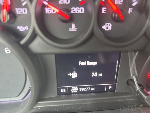 Used 2020 Chevrolet Silverado 1500 Custom w/ Custom Value Package image 15