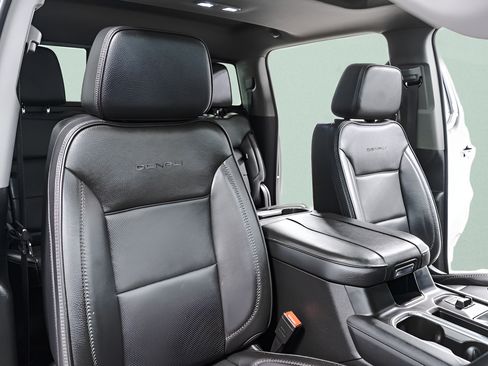 Used 2023 GMC Sierra 1500 Denali AWD/4WD image 34