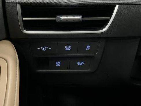 Used 2025 Hyundai Sonata Limited image 26