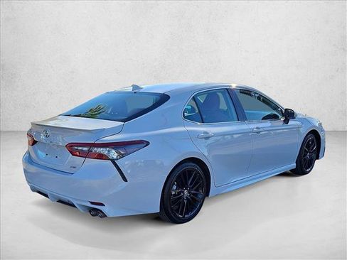 Used 2023 Toyota Camry XSE image 5