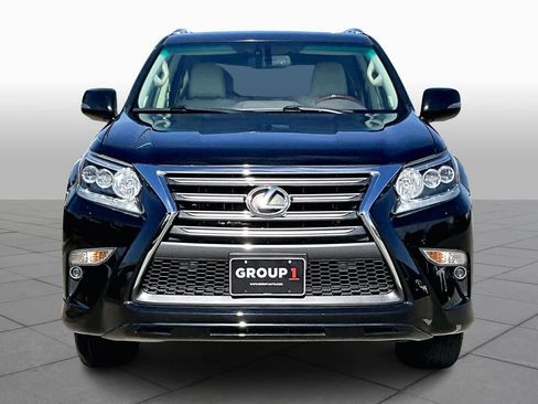 Used 2015 Lexus GX 460 image 3
