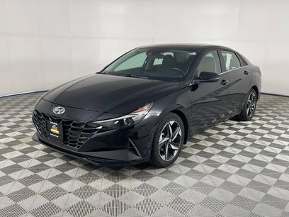 Used 2021 Hyundai Elantra SEL w/ Convenience + Premium Package