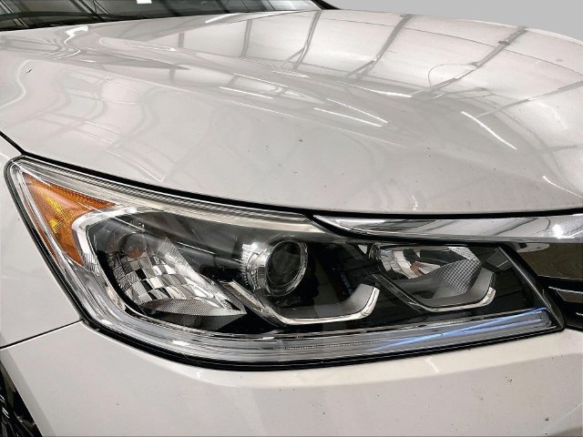 Used 2016 Honda Accord EX-L image 28