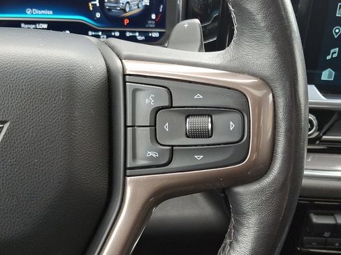 Used 2023 Chevrolet Silverado 1500 High Country image 24