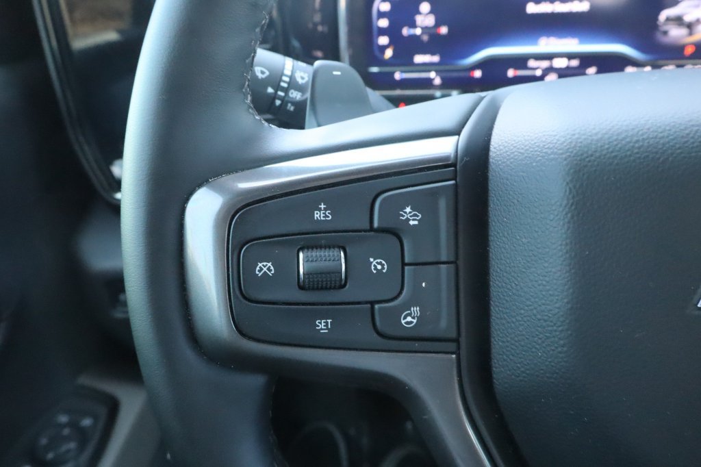 Used 2024 Chevrolet Silverado 1500 ZR2 AWD/4WD image 23
