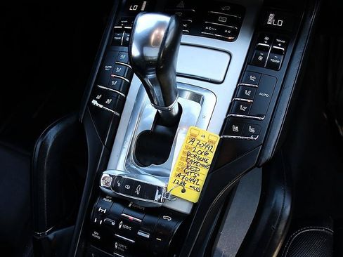 Used 2016 Porsche Cayenne GTS AWD/4WD image 23