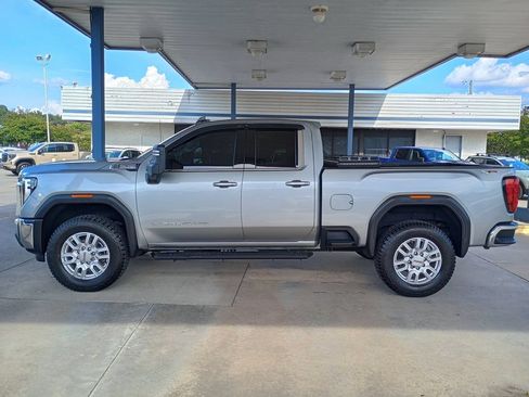 Used 2024 GMC Sierra 2500 SLE w/ SLE Convenience Package AWD/4WD image 2
