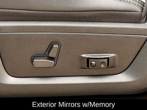 Used 2024 RAM 3500 Laramie w/ Towing Technology Group image 31