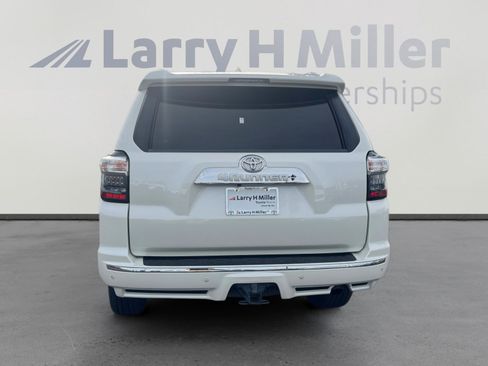 Used 2017 Toyota 4Runner Limited image 4