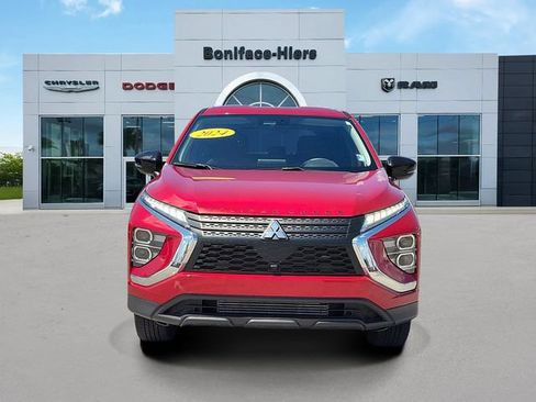 Used 2024 Mitsubishi Eclipse Cross LE AWD/4WD image 2