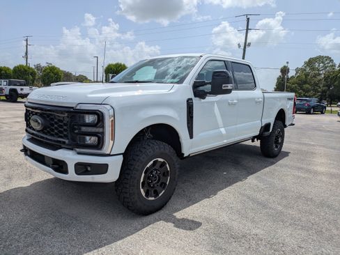 Certified 2026 Ford F250 Lariat w/ Tremor Off-Road Package AWD/4WD image 8