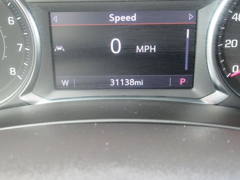 Used 2023 Chevrolet Equinox LT FWD image 31