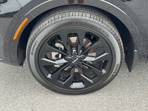 Used 2023 Kia Sorento SX image 13