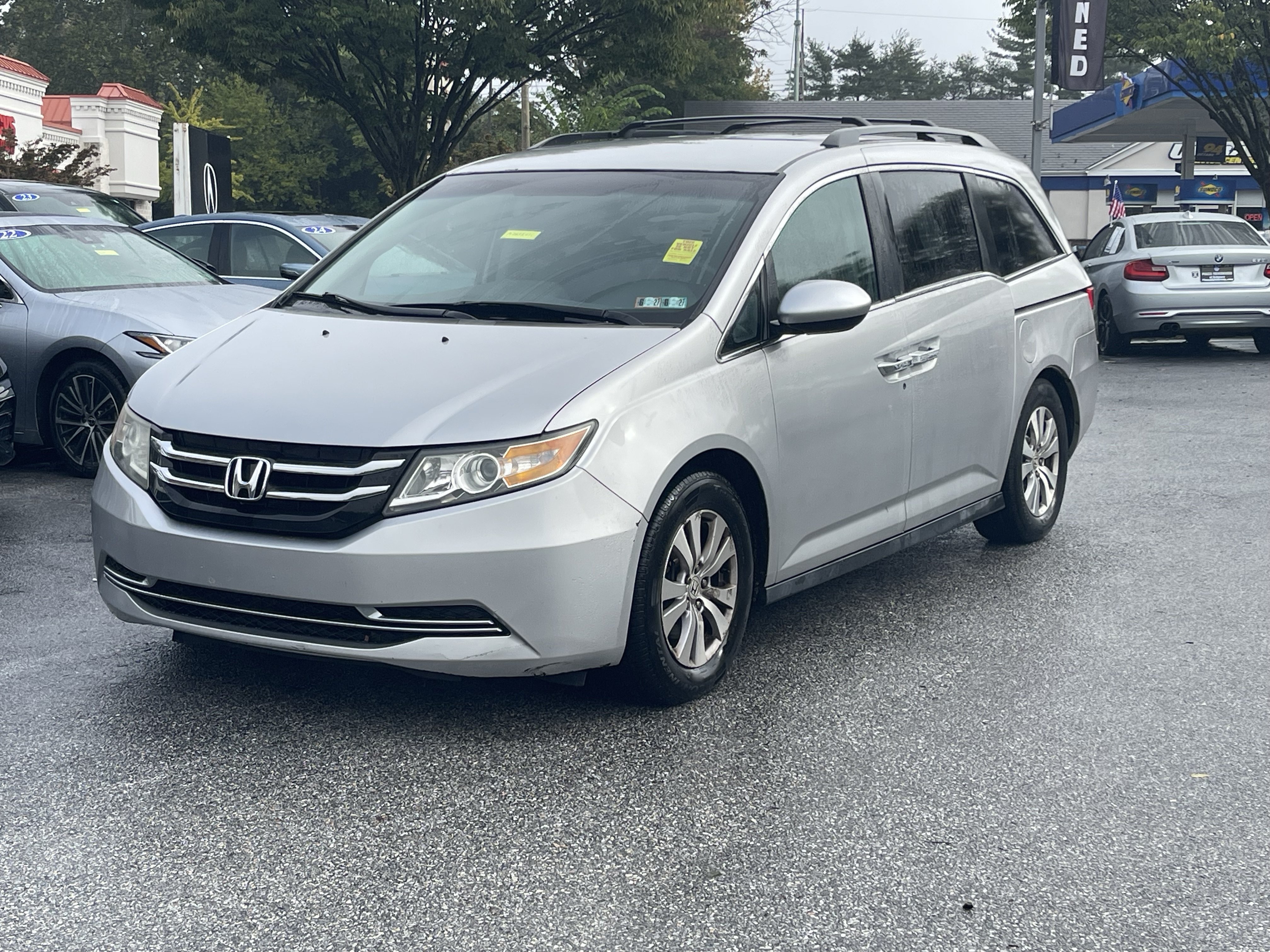 Used 2015 Honda Odyssey EX image 2