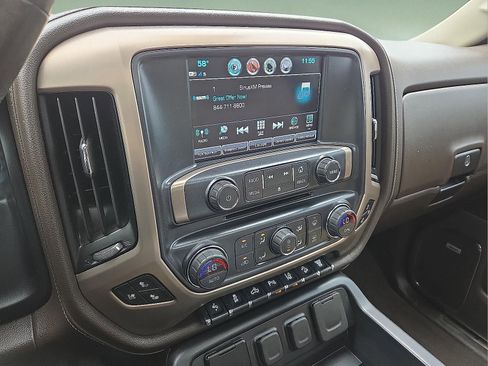 Used 2019 GMC Sierra 2500 Denali w/ Duramax Plus Package AWD/4WD image 16