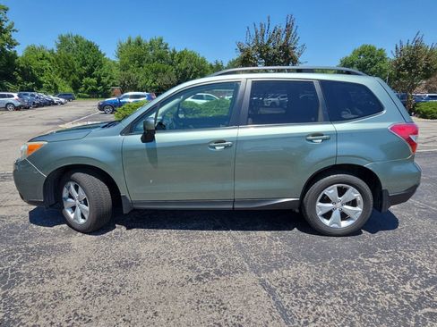 Used 2014 Subaru Forester 2.5i Premium w/ All-Weather Package AWD/4WD image 11