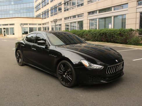 Used 2019 Maserati Ghibli S Q4 AWD/4WD image 1
