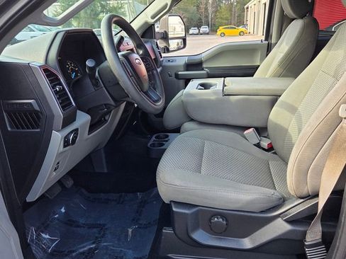 Used 2018 Ford F150 XLT image 9