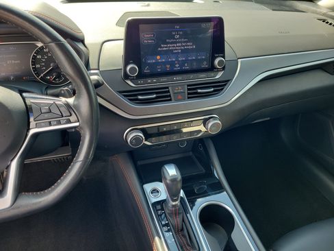 Certified 2024 Nissan Altima 2.5 SR FWD image 20