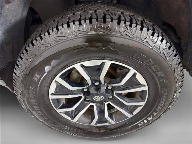 Used 2021 Toyota Tacoma TRD Sport RWD image 11