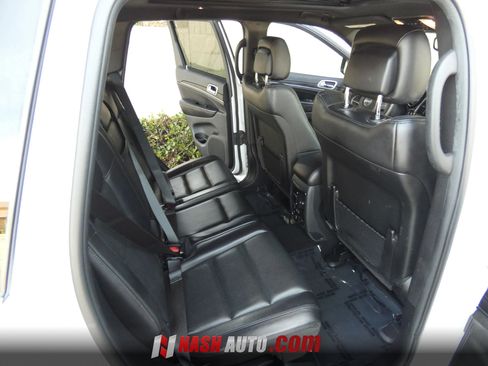 Used 2019 Jeep Grand Cherokee Limited w/ Luxury Group II AWD/4WD image 24