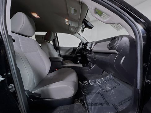 Used 2022 Toyota Tacoma SR5 image 30