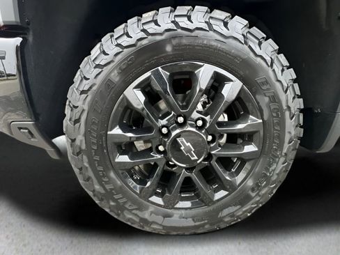 New 2026 Chevrolet Silverado 3500 LTZ w/ LTZ Plus Package image 32