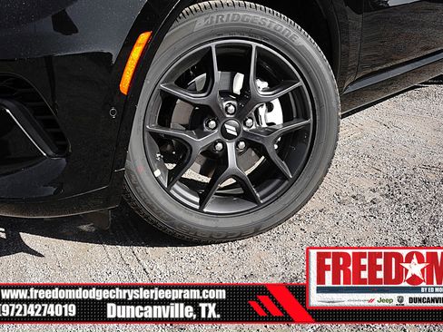 New 2026 Dodge Durango GT image 9